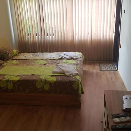 Sachaka Otel Karlovo Dış mekan fotoğraf