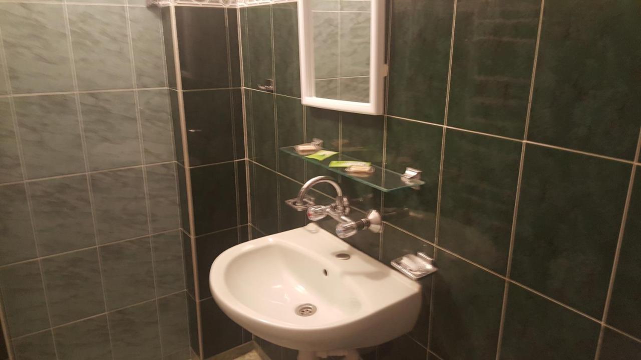 Sachaka Otel Karlovo Dış mekan fotoğraf