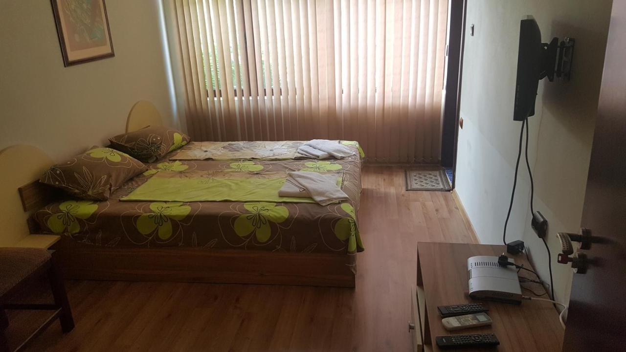 Sachaka Otel Karlovo Dış mekan fotoğraf